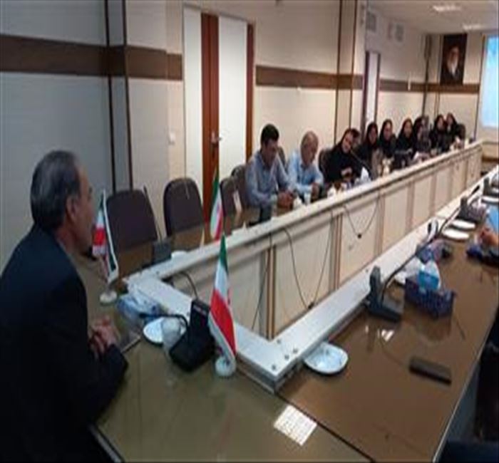 سمینار ماهانه کارشناسان، مربیان و مراقبین سلامت در شبکه بهداشت و درمان اهر برگزار شد