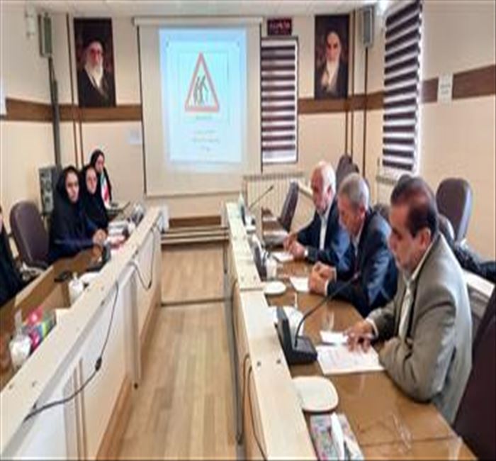برگزاری جلسه توجیهی-آموزشی سالمندان بسیار پرخطر در شبکه بهداشت و درمان اهر