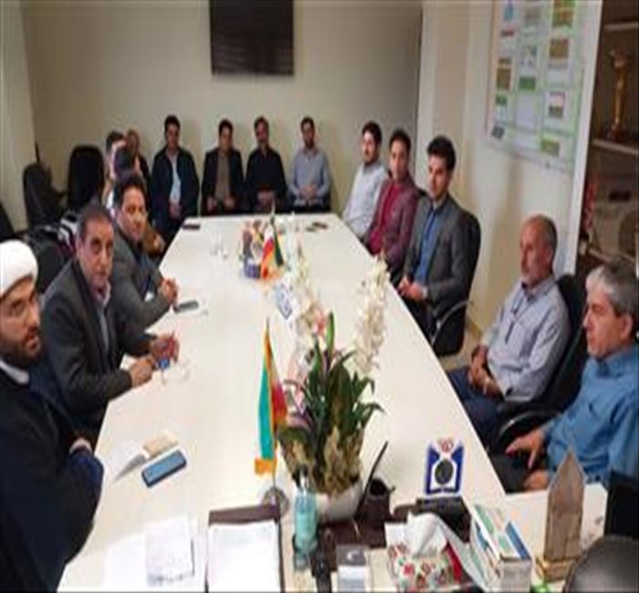 برگزاری باشکوه جلسه قرآن و عترت؛ تبیین نقش هدایت‌بخش کلام وحی و اهل بیت (ع) در هفته قرآن و عترت